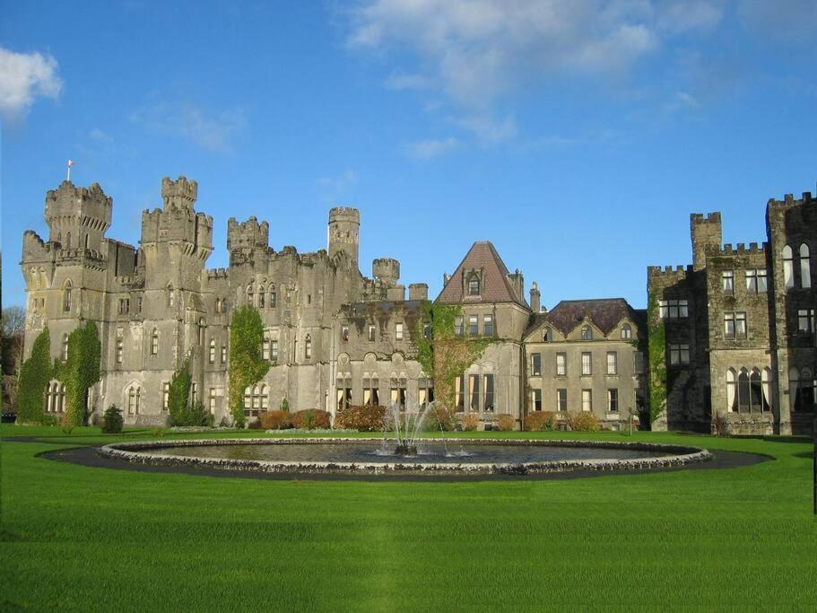 Clonbur House - One Bedroom Apartment Galway Buitenkant foto