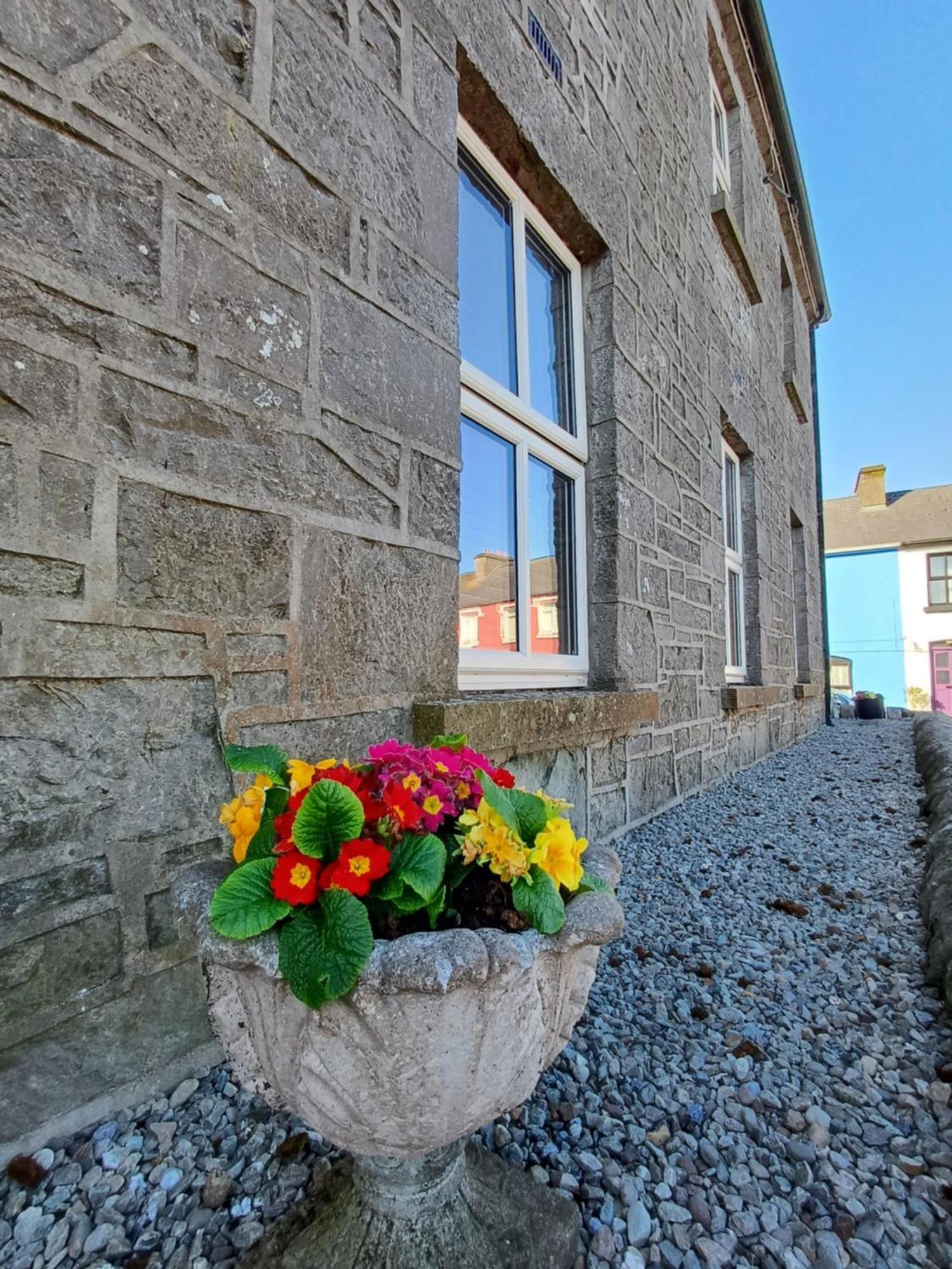 Clonbur House - One Bedroom Apartment Galway Buitenkant foto